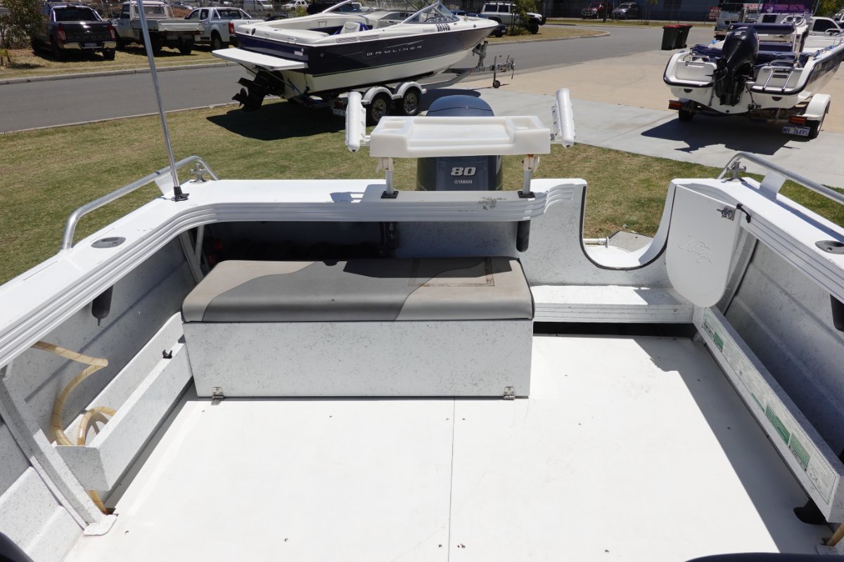 2011 HORIZON 485 SUNRUNNER RUNABOUT