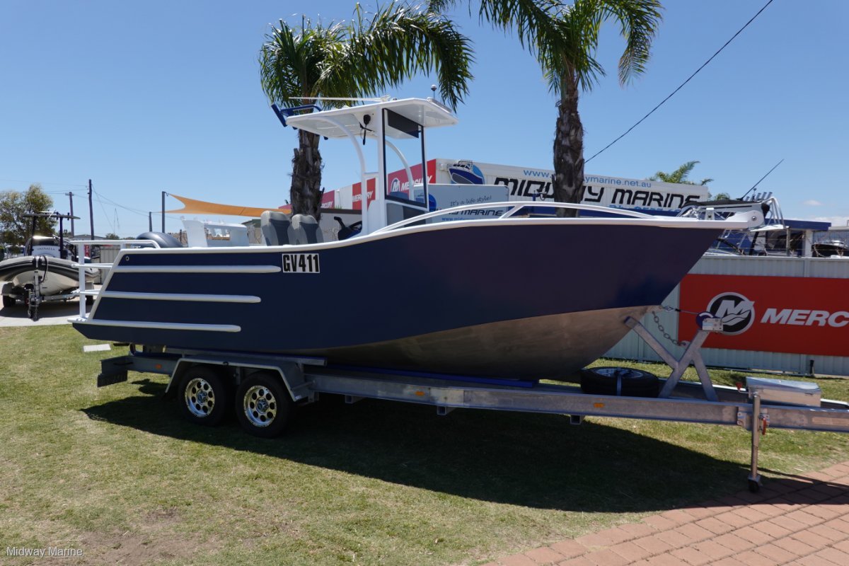 2022 CNC MARINE 7M CENTRE CONSOLE