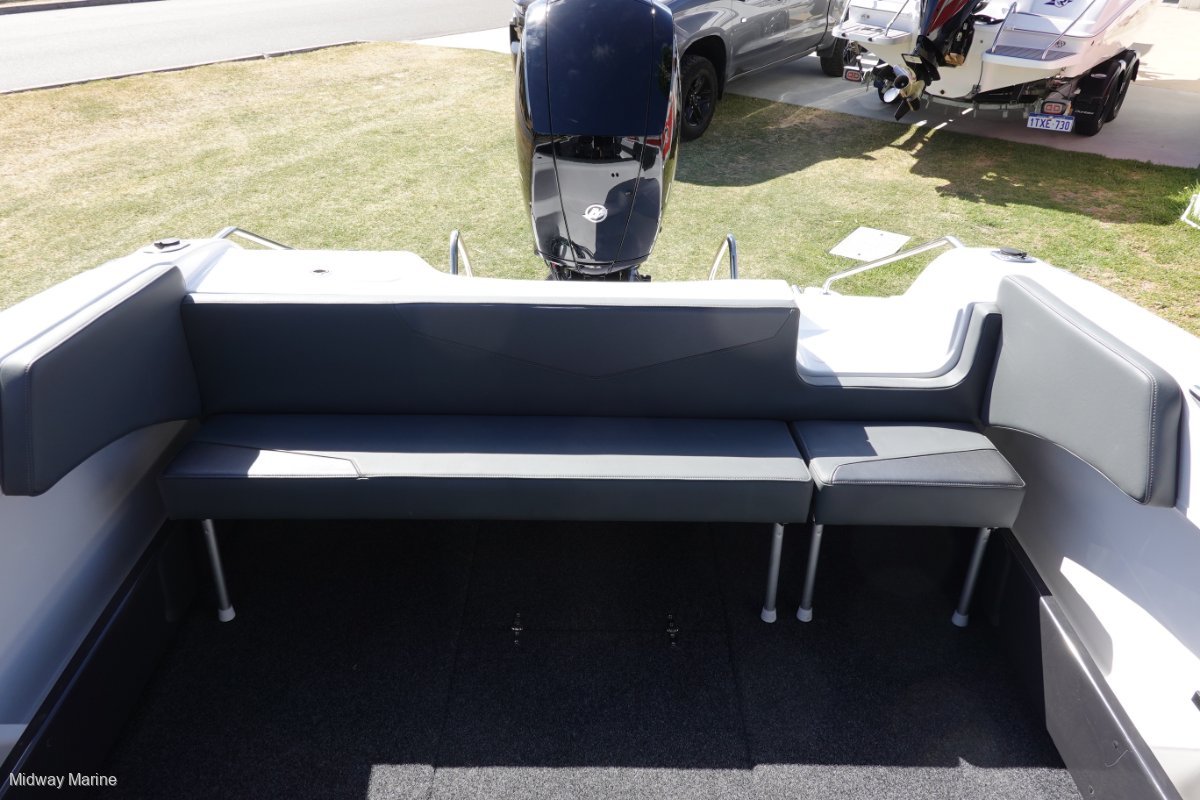 2023 REVIVAL 640 OFFSHORE CRUISER