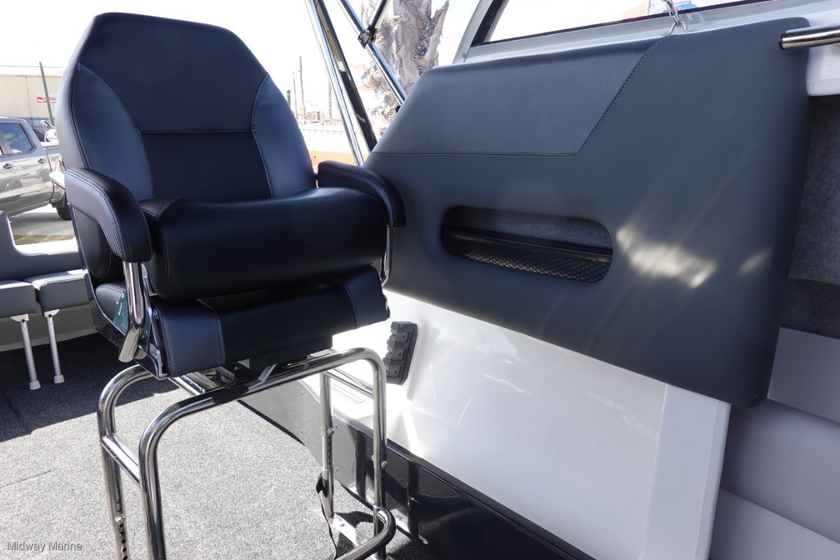 2023 REVIVAL 640 OFFSHORE CRUISER