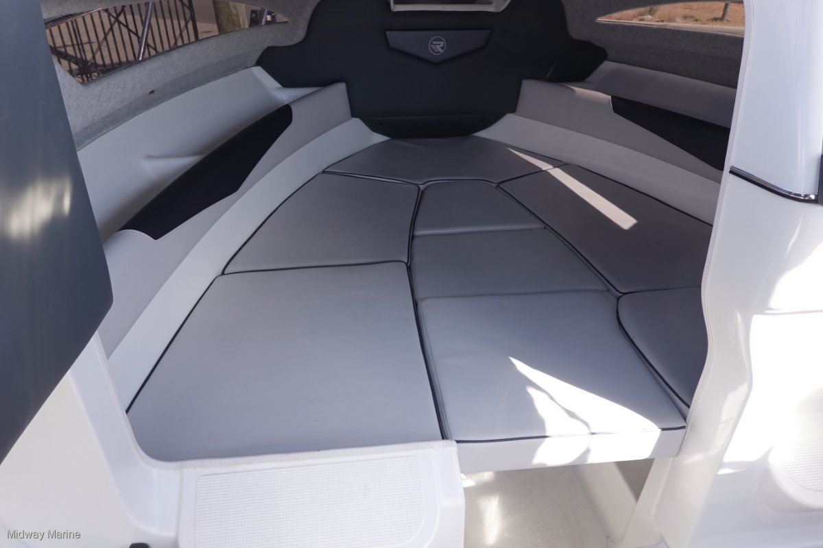 2023 REVIVAL 640 OFFSHORE CRUISER