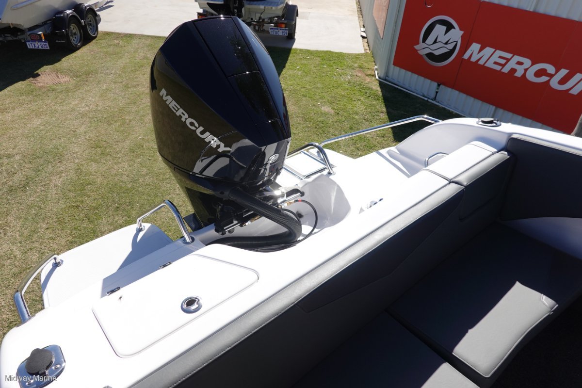 2023 REVIVAL 640 OFFSHORE CRUISER