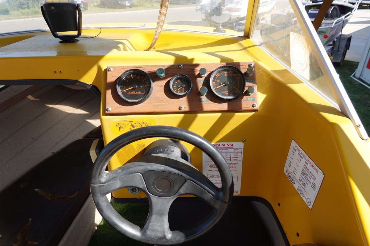 1980 SWIFTCRAFT SEARANGER RUNABOUT
