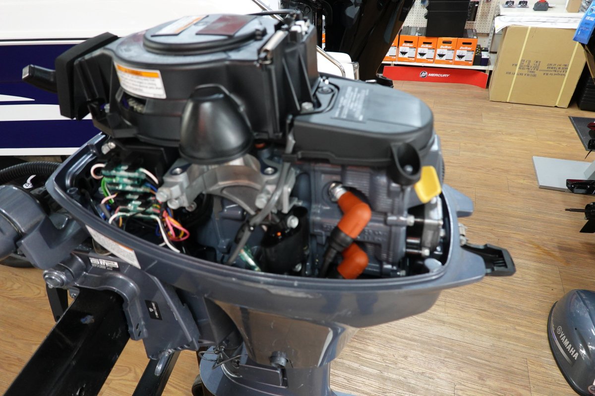 2023 YAMAHA 9.9HP 4 STROKE MOTOR