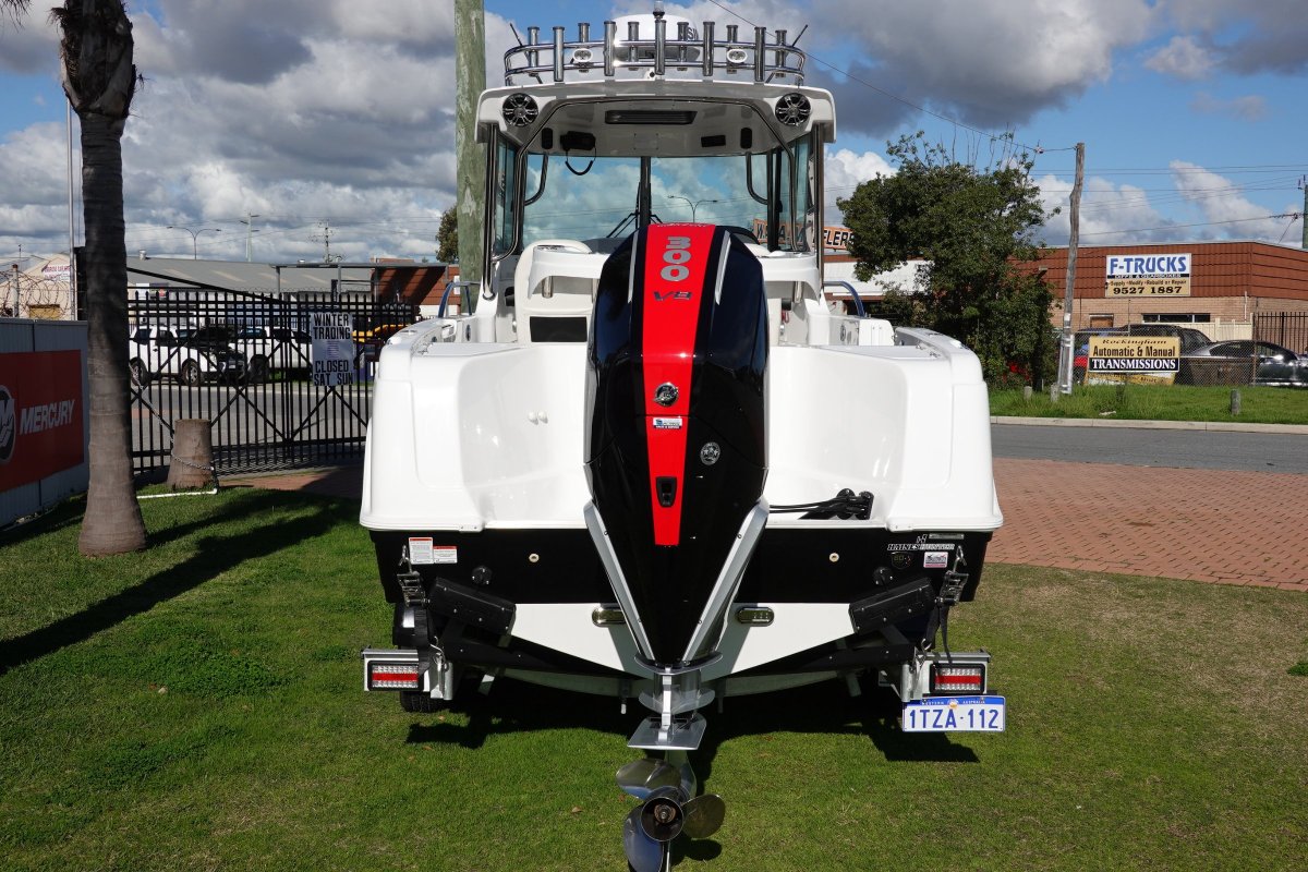 2023 HAINES HUNTER 675 ENCLOSED OFFSHORE FISHER