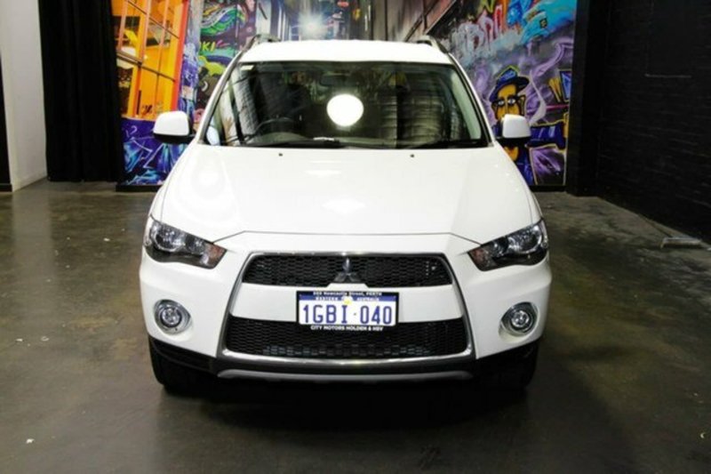 2012 MITSUBISHI OUTLANDER VR ZH MY12