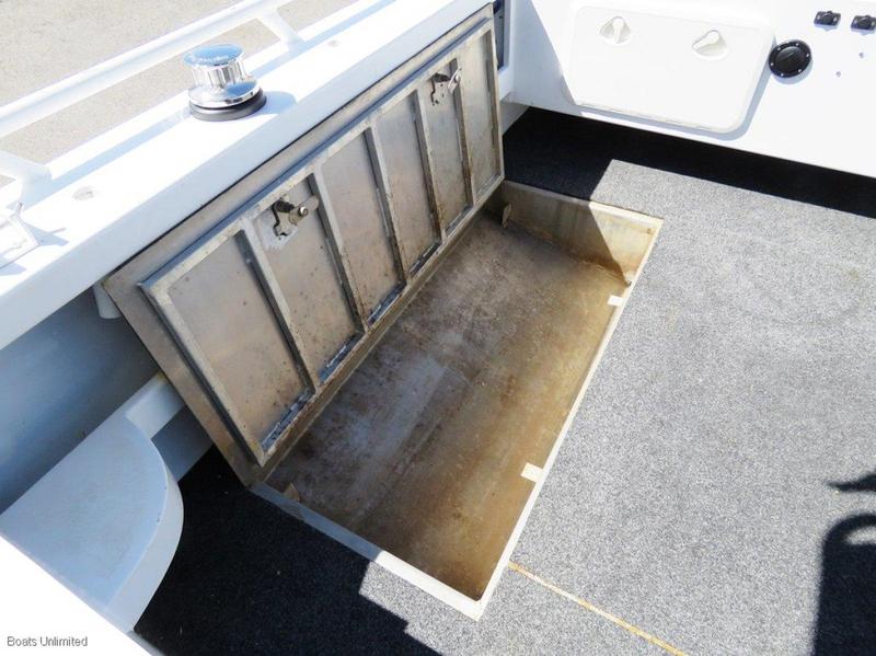 Trailcraft 8m HARDTOP TWIN MRECURY 4 STROKE, GREAT DECK SPACE