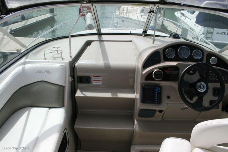 Sea Ray 275 Sundancer