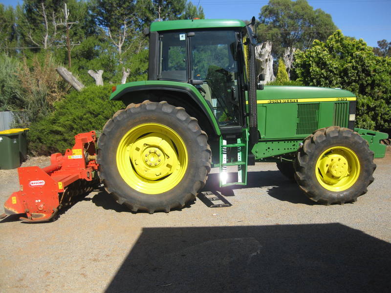 2000 JOHN DEERE 6610