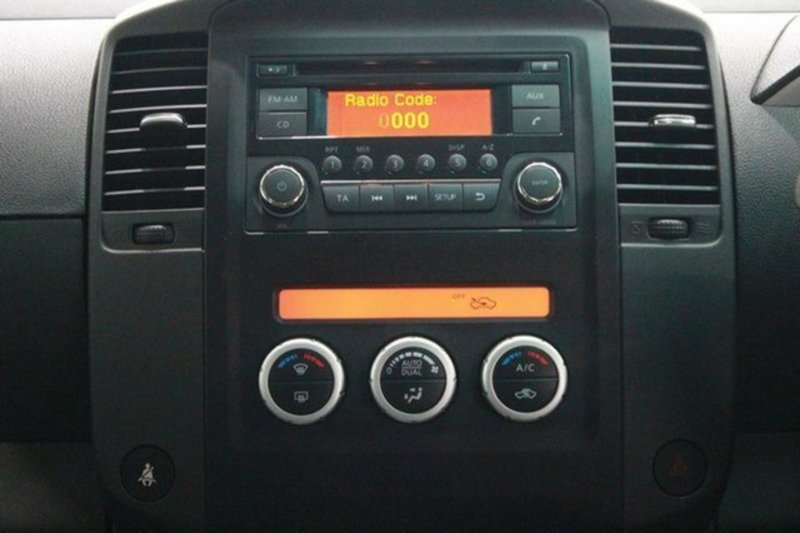 2012 NISSAN PATHFINDER ST (4x4) R51 Series 4