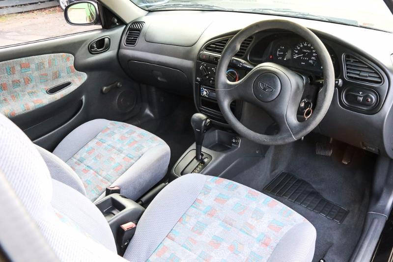 1999 DAEWOO LANOS SE