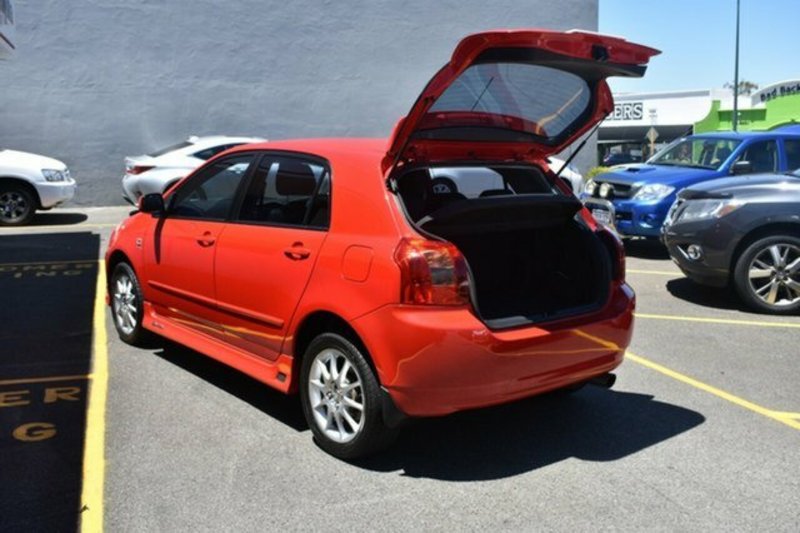 2004 TOYOTA COROLLA SPORTIVO ZZE123R