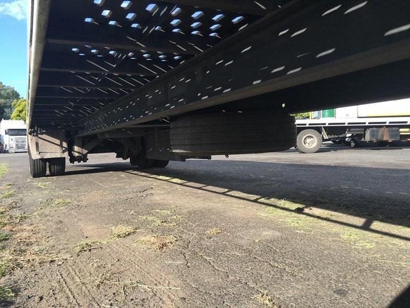 2012 HINO FD 1124 CAR CARRIER