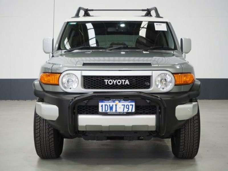 2012 TOYOTA FJ CRUISER GSJ15R