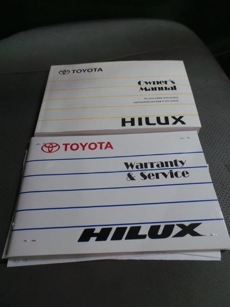 2005 TOYOTA HILUX