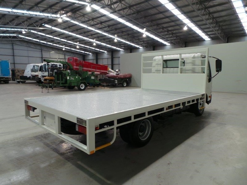 2016 HINO 717 - 300 Series 717 - 300 Series Truck
