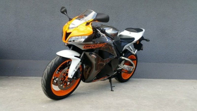 2011 HONDA CBR600RR