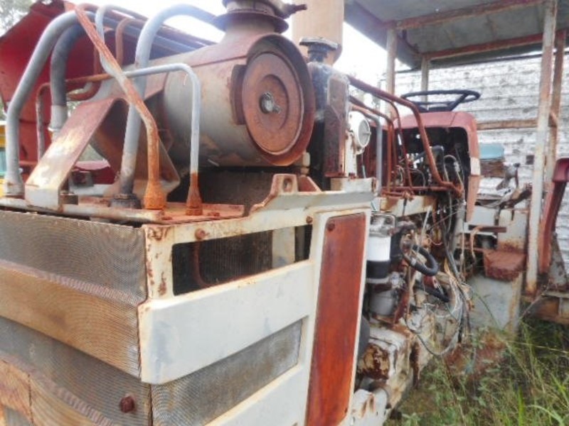 MASSEY FERGUSON Tractor