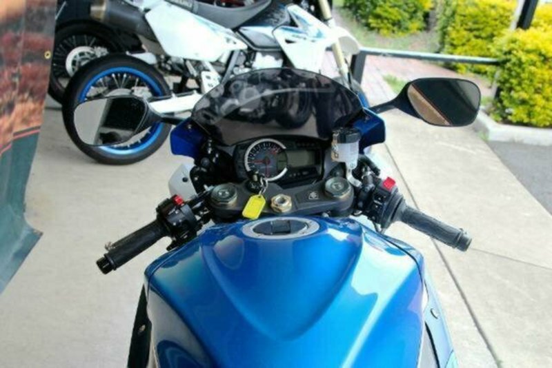 2009 SUZUKI GSX-R1000 ROAD