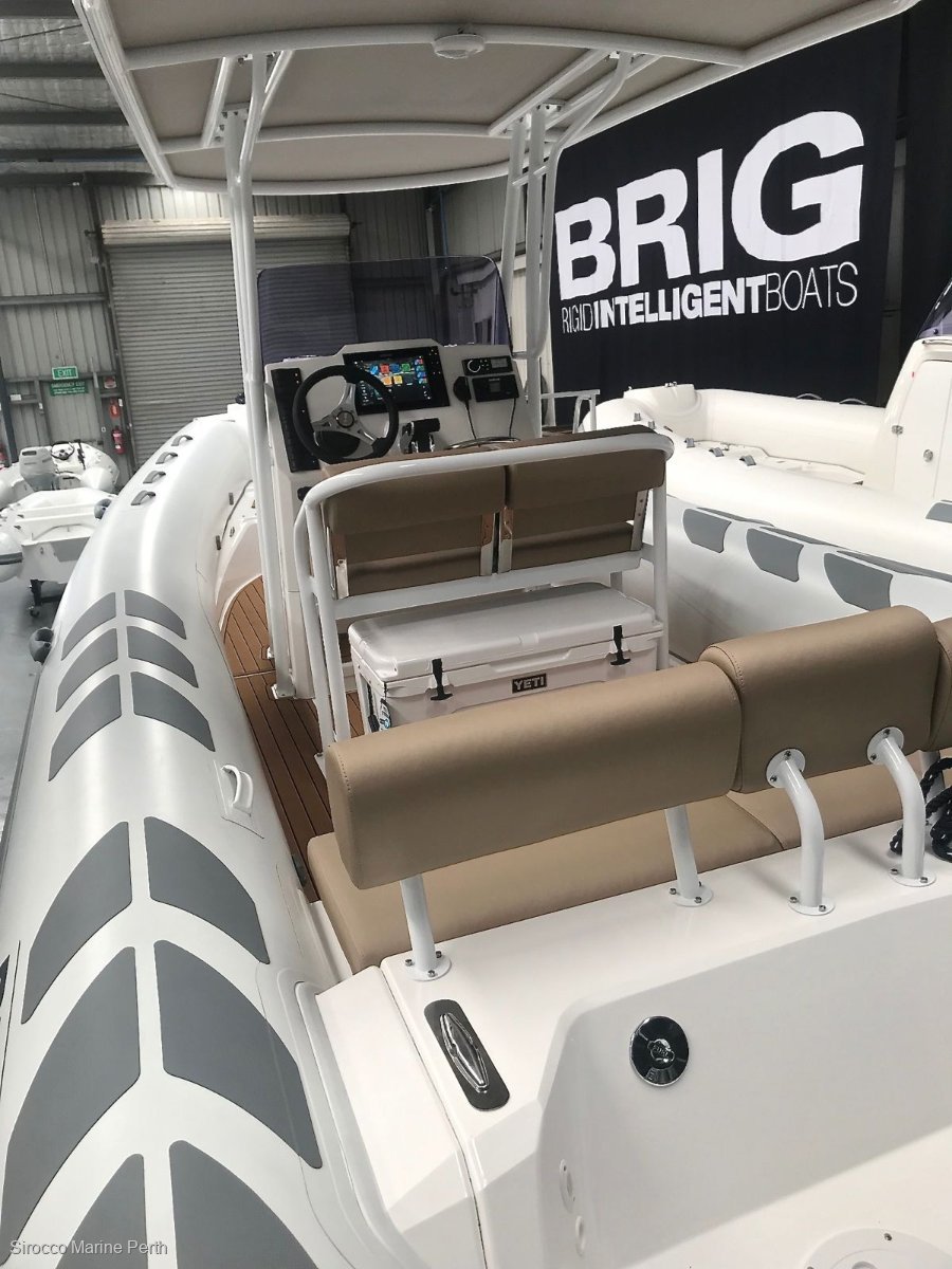 2019 BRIG NAVIGATOR 730 CENTRE