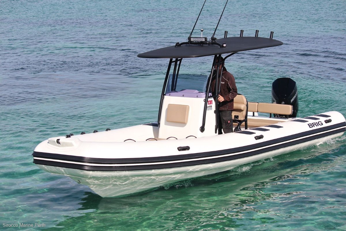 2019 BRIG NAVIGATOR 730 CENTRE
