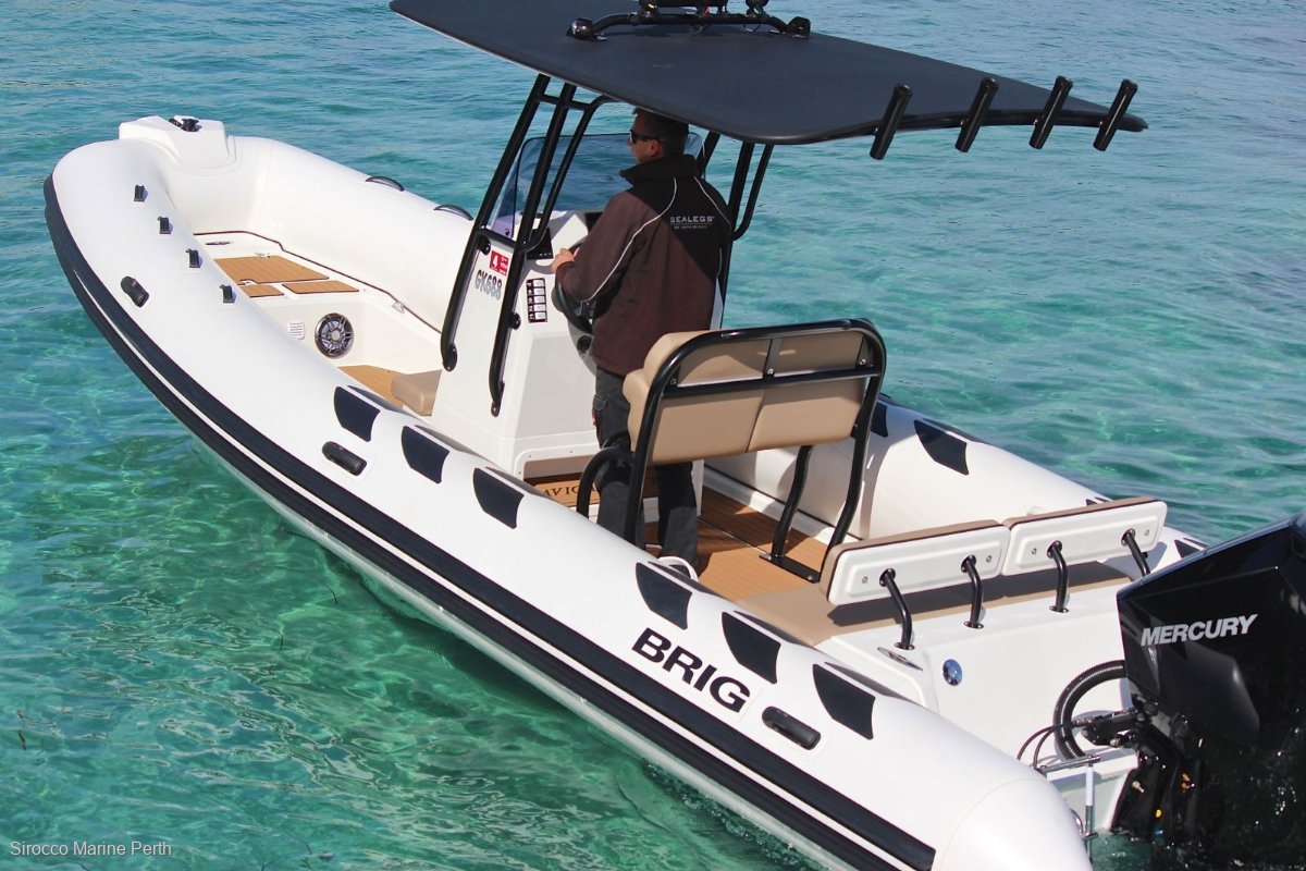 2019 BRIG NAVIGATOR 730 CENTRE