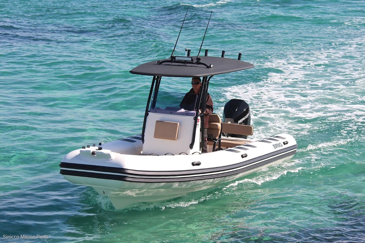 2019 BRIG NAVIGATOR 730 CENTRE