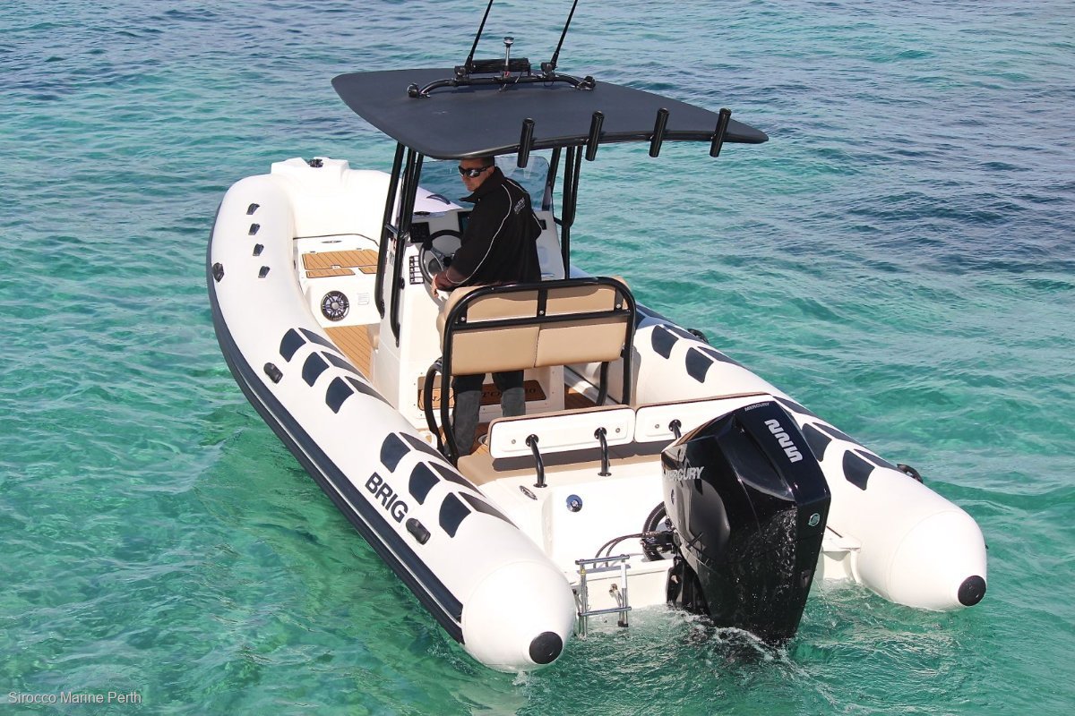 2019 BRIG NAVIGATOR 730 CENTRE