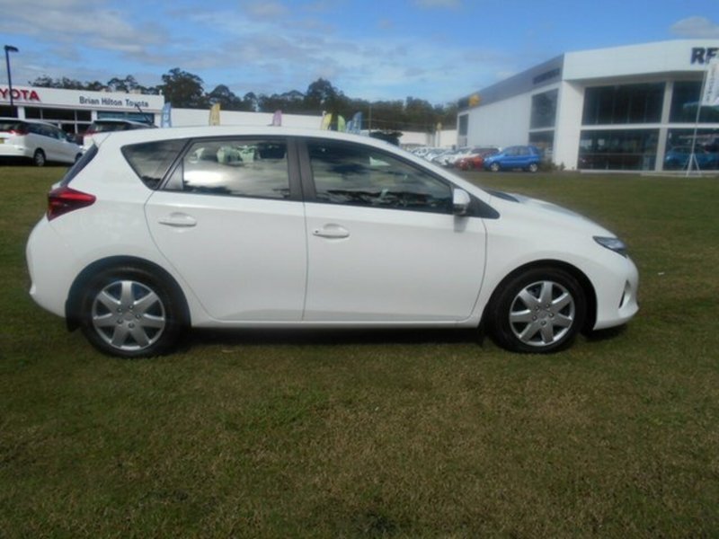 2013 TOYOTA COROLLA ASCENT ZRE182R