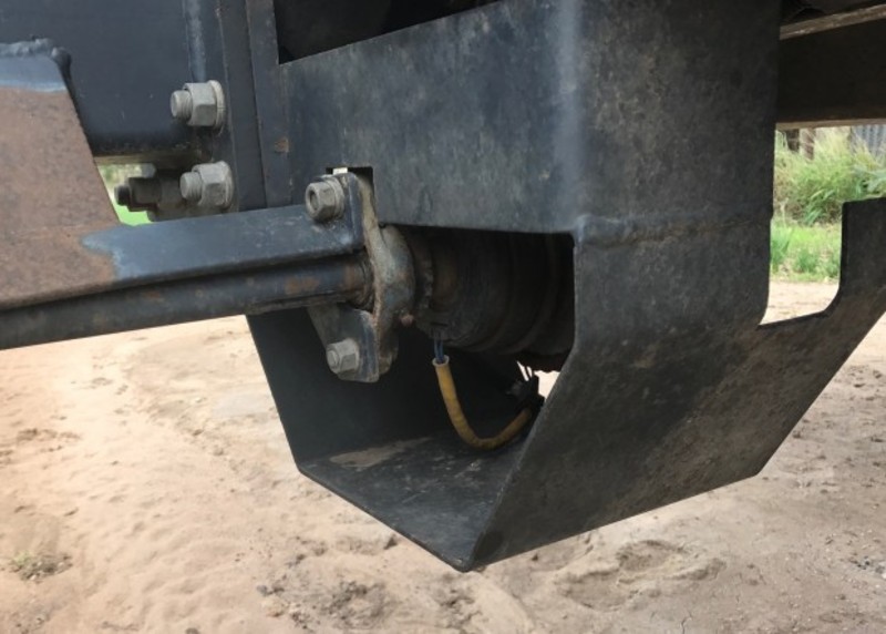 Flexicoil 2320 air seeder cart