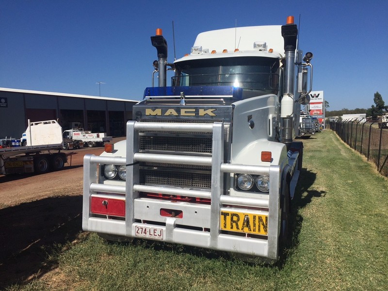 2008 MACK TITAN TITAN Truck