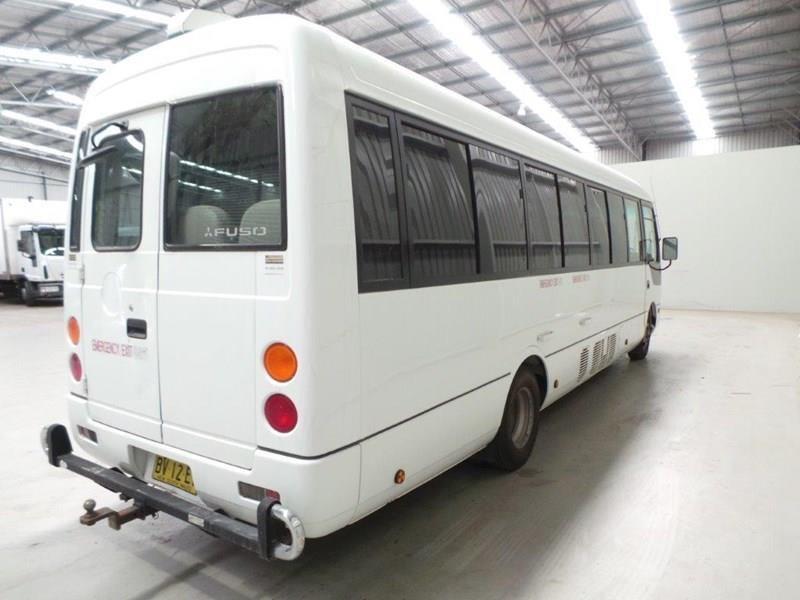 2010 MITSUBISHI ROSA BUS