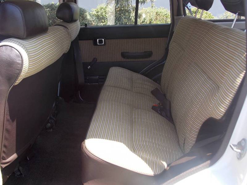 1985 TOYOTA LANDCRUISER (4x4)