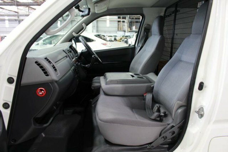 2009 TOYOTA HIACE LWB TRH201R MY07 UPGRADE
