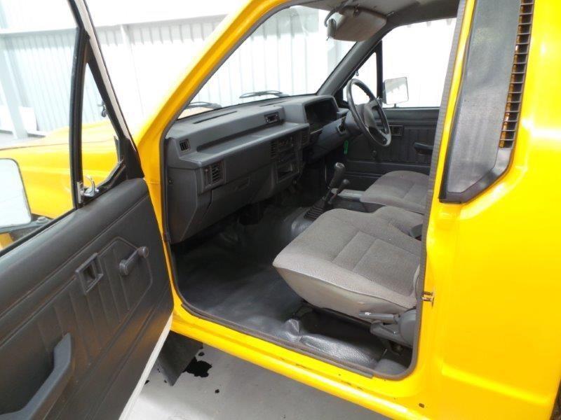 1995 MITSUBISHI TRITON MJ