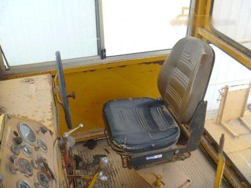 1979 MOORE SP1511 ROLLER