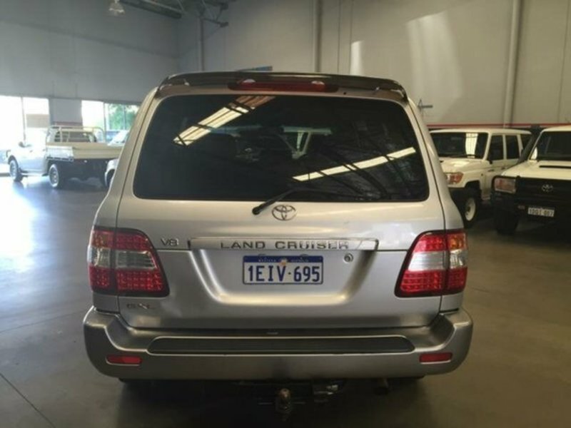 2006 TOYOTA LANDCRUISER GXL (4x4) UZJ100R UPGRADE II