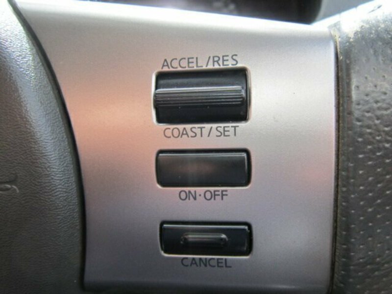 2011 NISSAN NAVARA ST-X King Cab D40 MY11