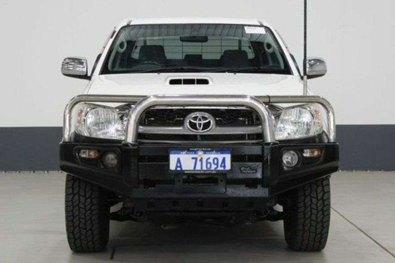 2009 TOYOTA HILUX SR5 (4x4) KUN26R 09 UPGRADE