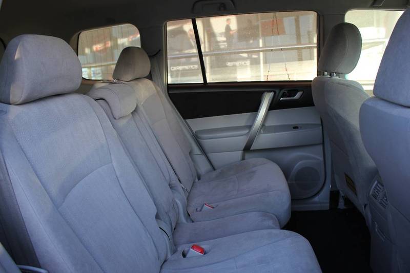 2011 TOYOTA KLUGER KX-R (FWD) 5 SEAT GSU40R MY11 UPGRADE