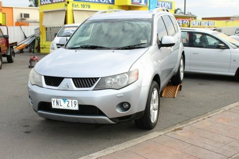 2007 MITSUBISHI OUTLANDER VR-X ZG