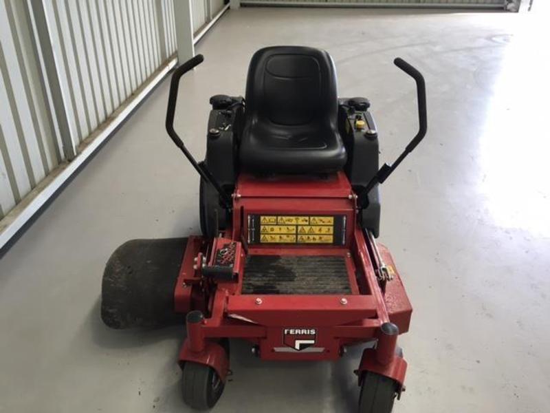 FERRIS F50XT ZERO TURN MOWER