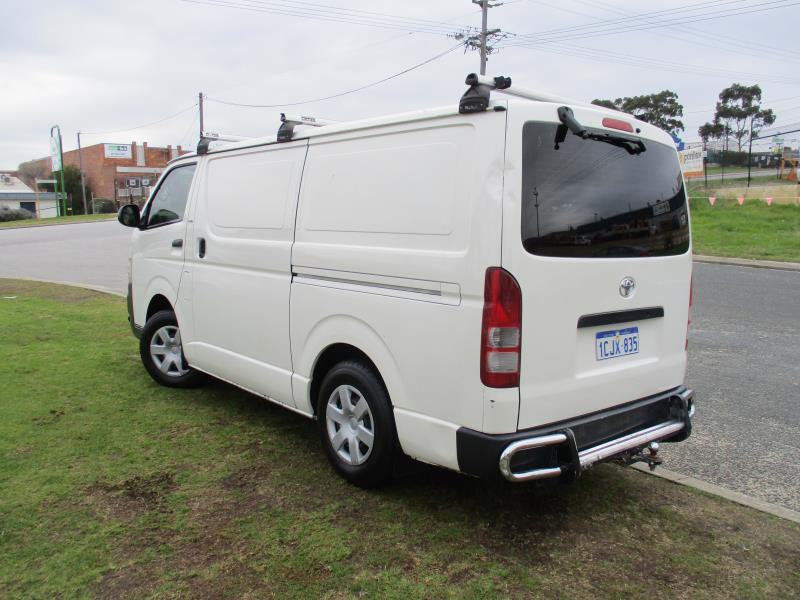2006 TOYOTA HIACE KDH201R