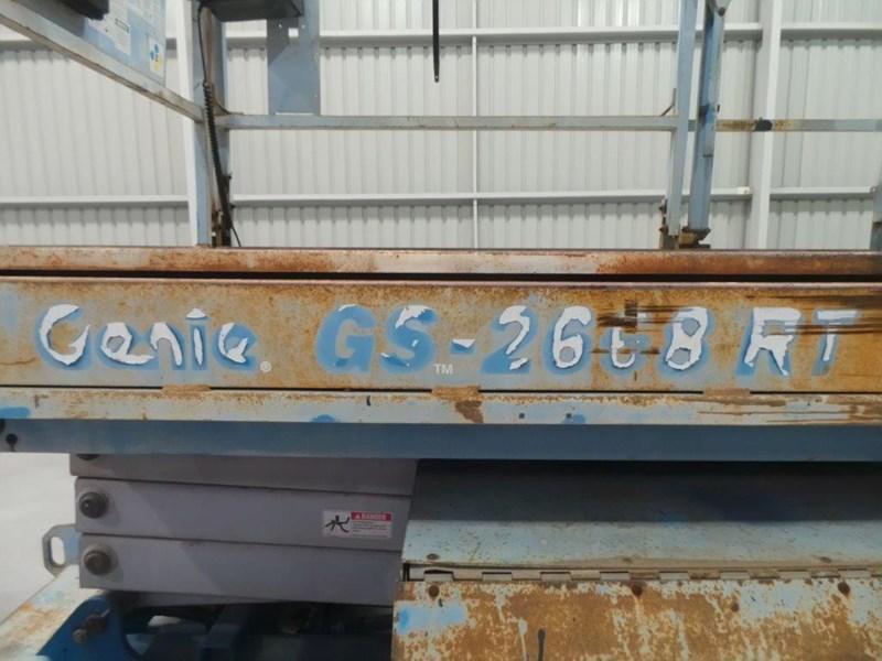 2005 GENIE GS2668RT SCISSOR LIFT