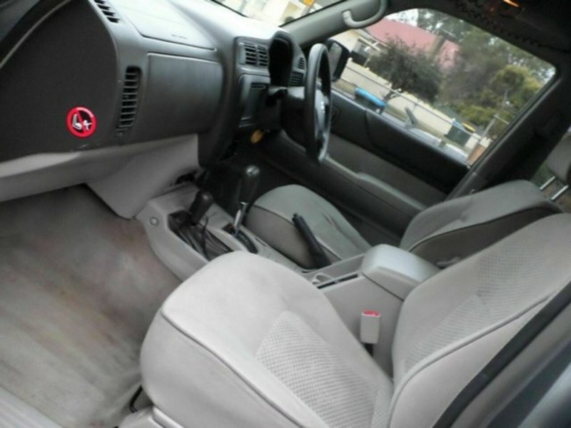 2004 NISSAN PATROL ST (4x4) GU III