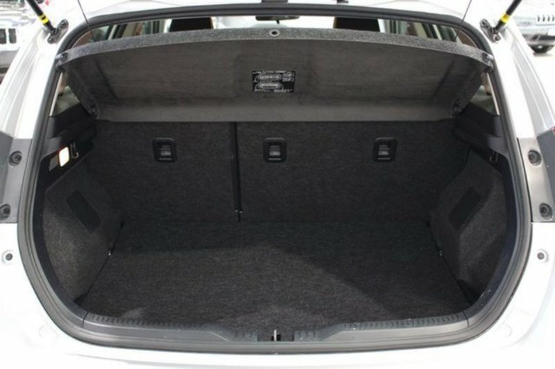 2015 TOYOTA COROLLA ASCENT ZRE182R MY15