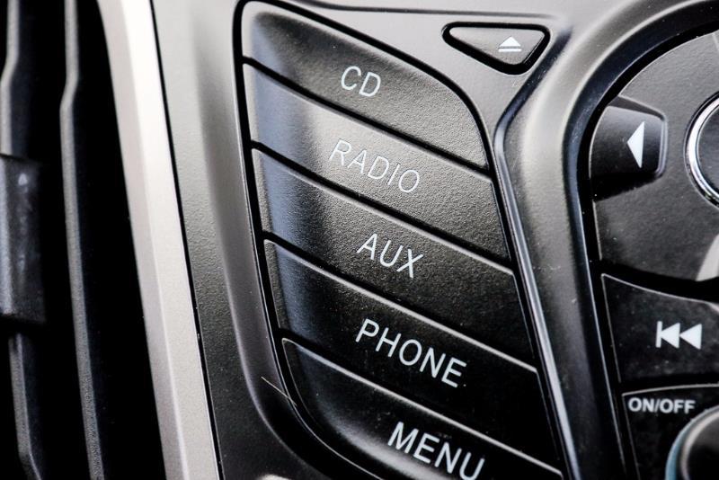 2012 FORD FOCUS AMBIENTE LW