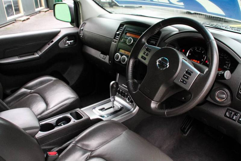 2011 NISSAN PATHFINDER ST-L 4X4 R51 SERIES 4