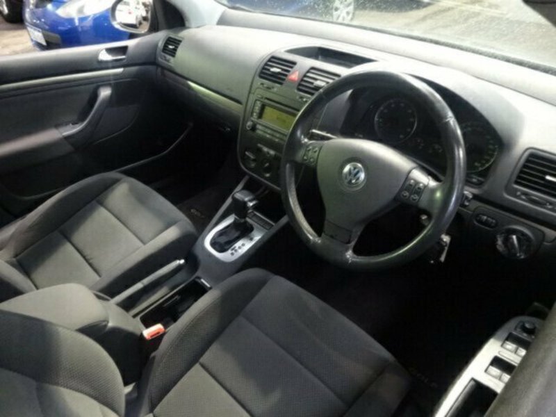 2005 VOLKSWAGEN GOLF 2.0 FSI COMFORTLINE 1K