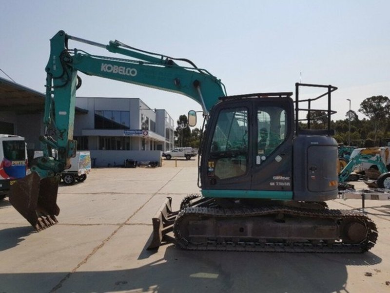 2011 KOBELCO SK135SR -2